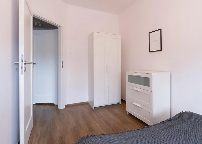 Апартаменти Alicante Gorny By Renters *